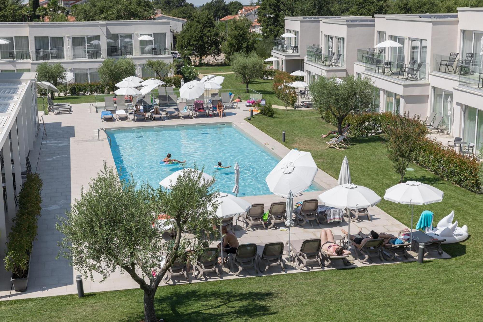 Maj Luxury Residence Пореч Екстериор снимка